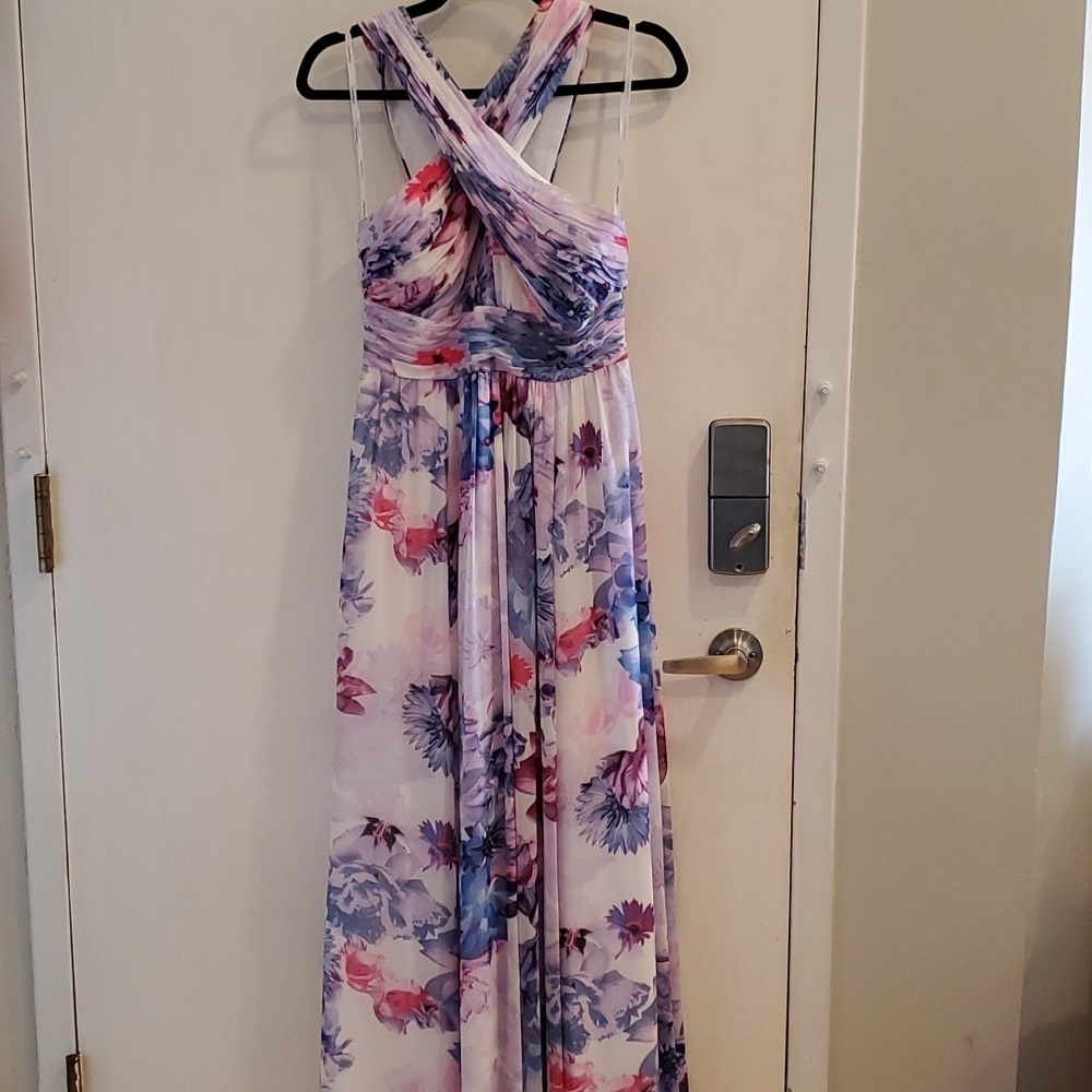 Calvin Klein Floral Chifon Crisscross Halter Gown 2 Like New - Picture 3 of 8